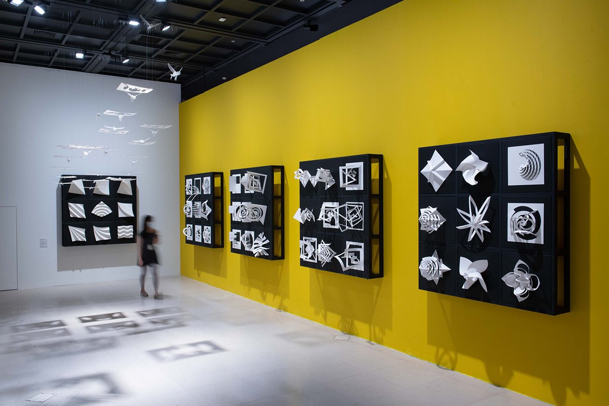 奇美博物館再現「紙上奇蹟」「無所不彈」紙藝特展 10/1中秋登場 5 紙上奇蹟2-洪新富-展區-方圓之間系列作品