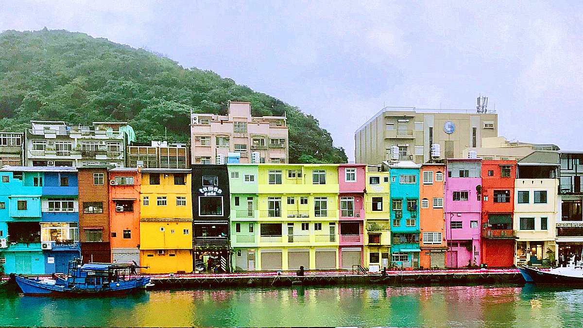 漁港彩色小屋