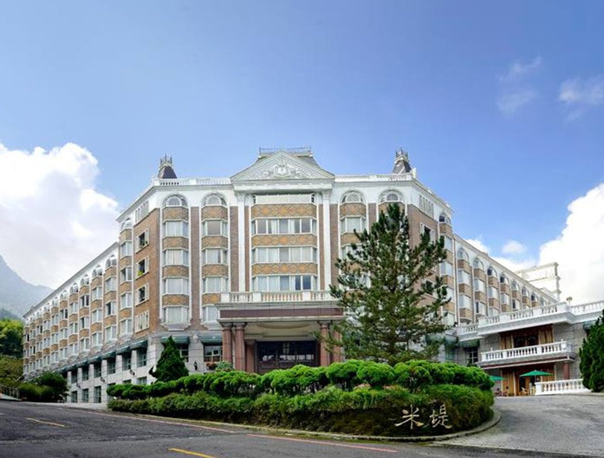 溪頭米堤李麗裕 東方設計大學進行「大師有約」專題講座 5 129056470 4879037245469902 1920265383132086903 n