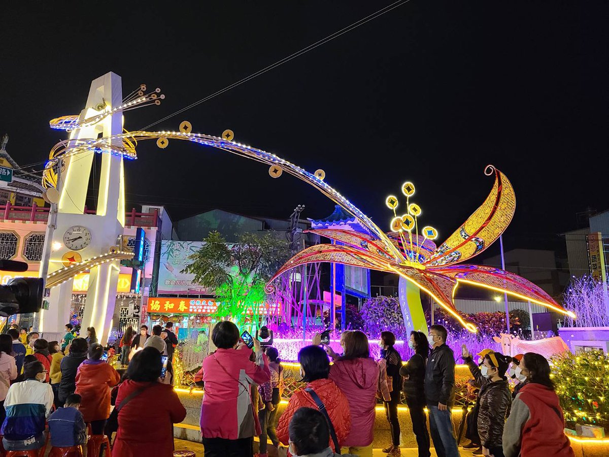 牛舞花竹藝燈會試點燈 500人牛仔造型+大口吃牛罩進場 2 150283