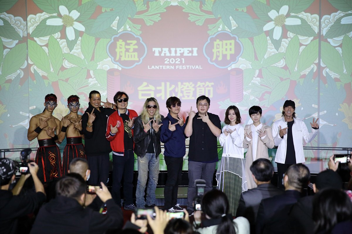 「七彩八寶新世界」 2021台北燈節 牛年最「NEW」燈節 搖滾天王伍佰、金曲歌后魏如萱領軍 超強卡司嗨翻艋舺 2 3701006d 8127 45c4 a02d 376cab59817e