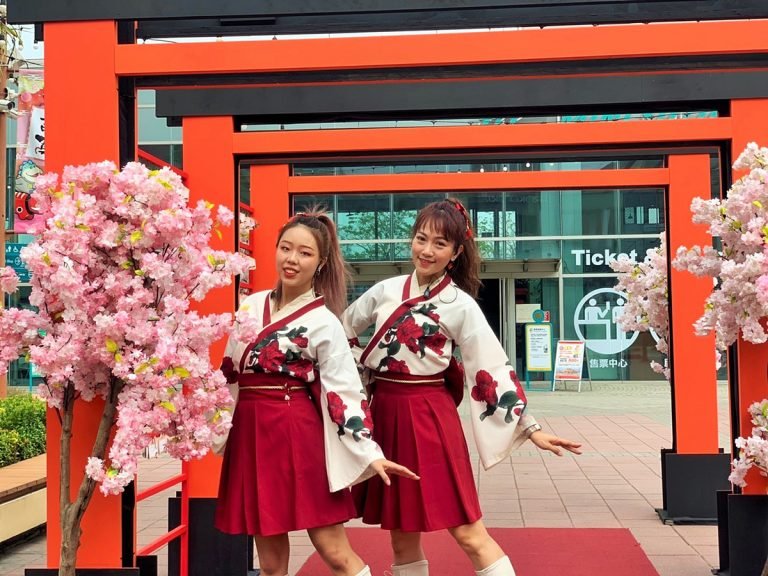 全台最美的日系鳥居就在高雄鈴鹿賽道樂園，歡迎大家來高雄春遊