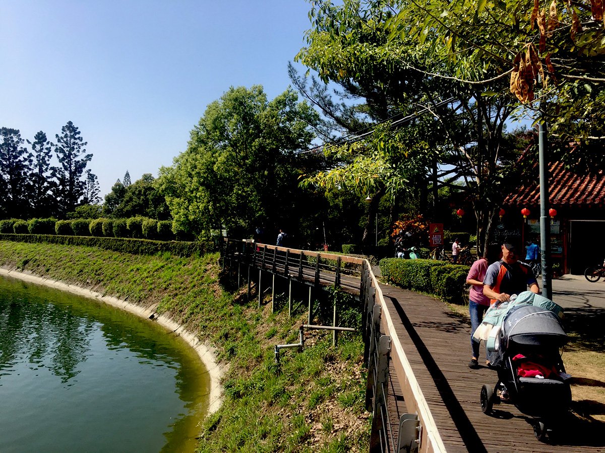 天氣晴朗，虎頭埤風景區7天擠進超過2萬人