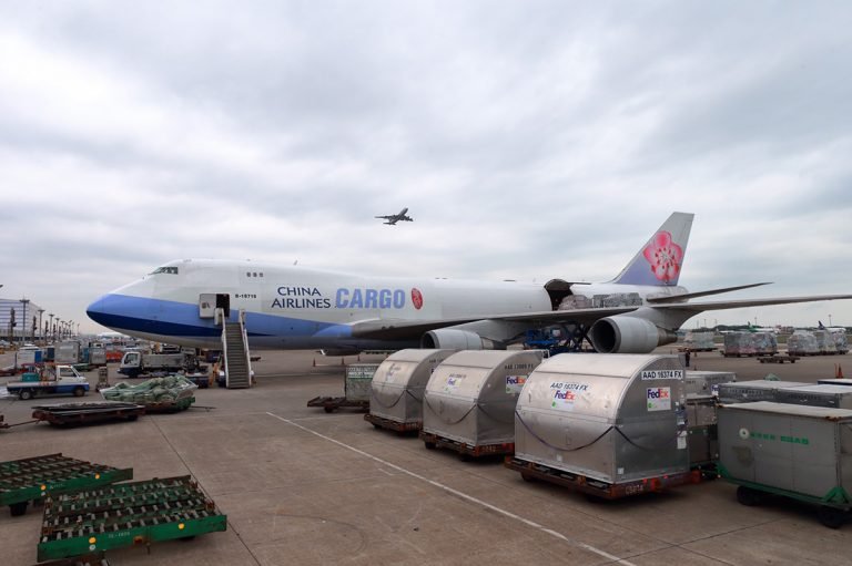 桃園機場國際航空貨運表現亮眼 躍升全球第4大繁忙機場