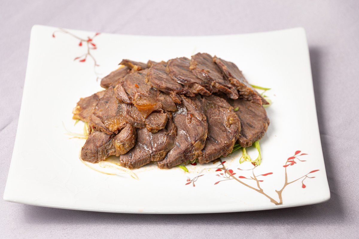 全台微解封 華國招牌烤鴨升級四吃美味 2 台北華國大飯店 川味滷牛腱