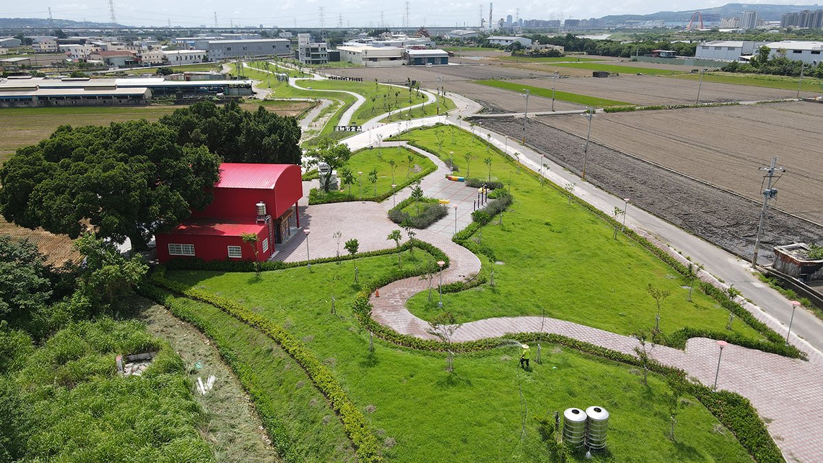 烏日區第四公墓轉型成 東園稻田森林公園 種植超過2萬4 500株植栽