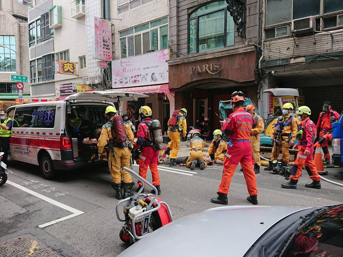 台中市東協廣場旁瓦斯外洩 5工人搶修意外送醫 1 S 53928003