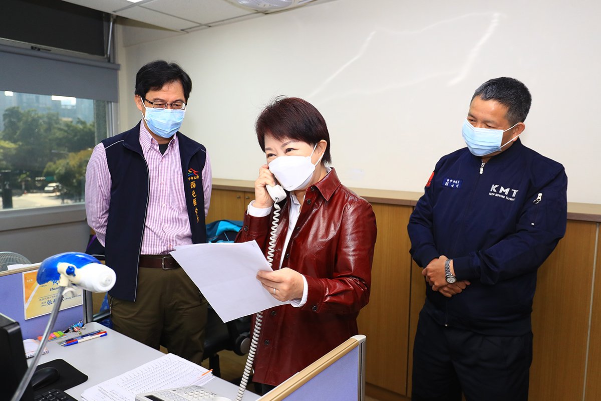市長電話關心居家檢疫狀況