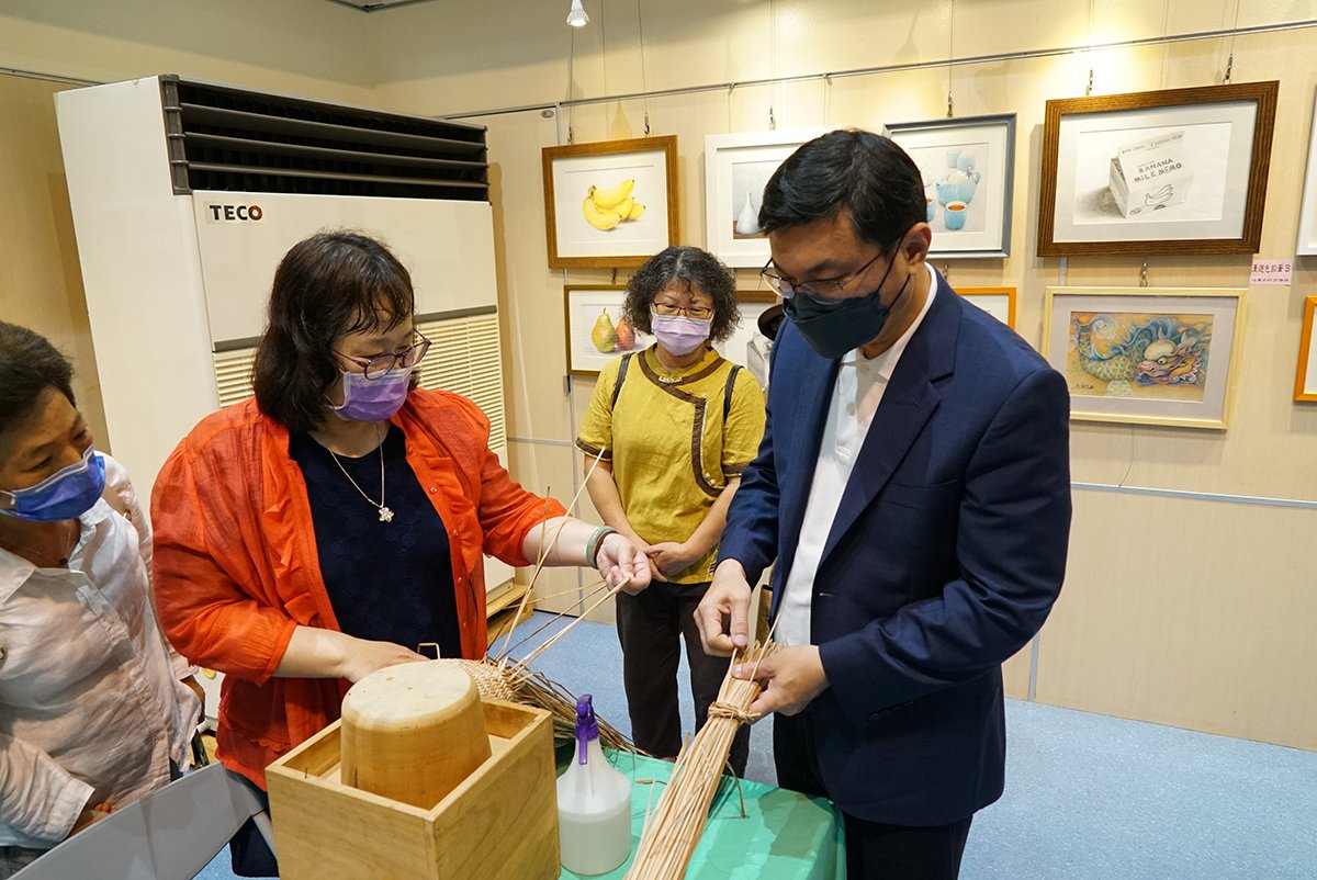 鹿港鎮鹿秀社區大學111年春季班靜態成果展12展出 1 DSC08045