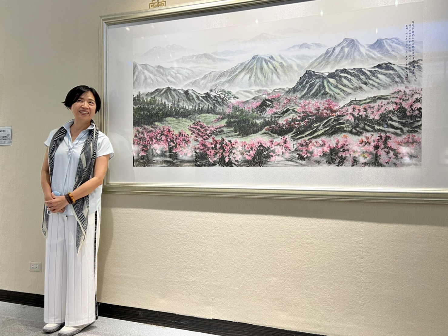 曹文娟展出最大尺寸作品〈辛丑的繁華〉