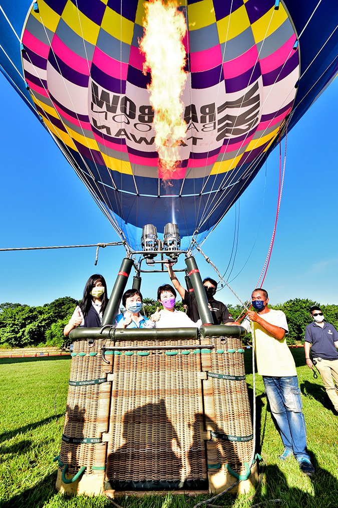 台中熱氣球嘉年華開跑! 盧秀燕:把握暑假尾聲來體驗 1 台中熱氣球嘉年華開跑-盧市長-把握暑假尾聲來體驗