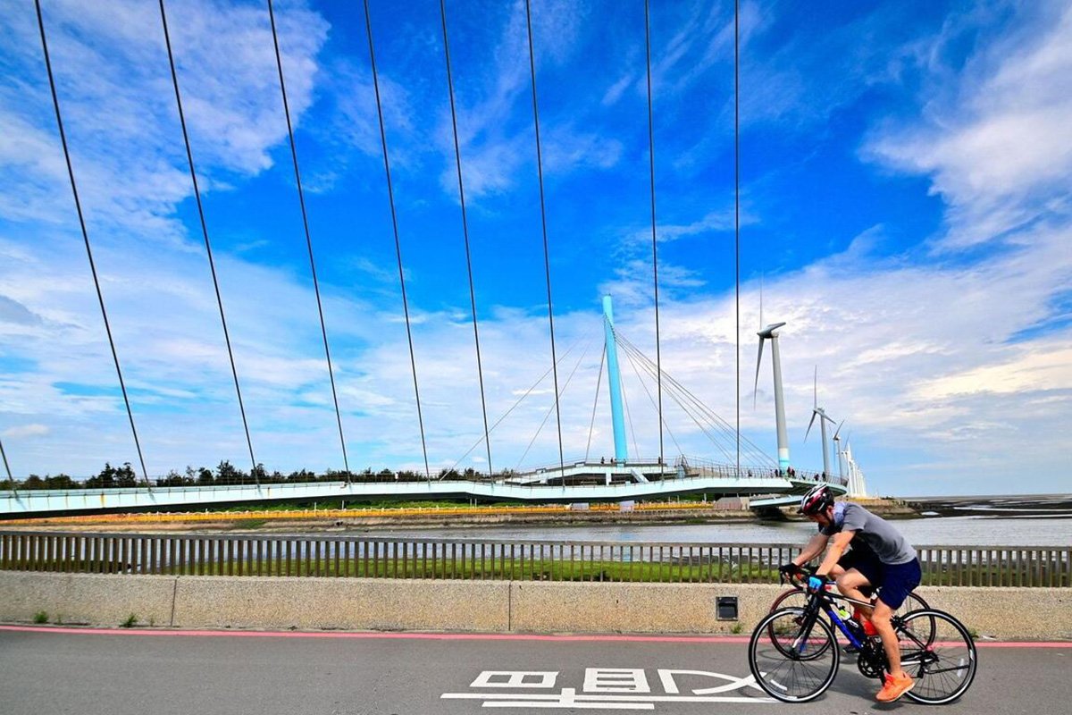 嚴選5大路線體驗最美台中 2022自行車嘉年華尋寶活動開跑 1 高美濕地