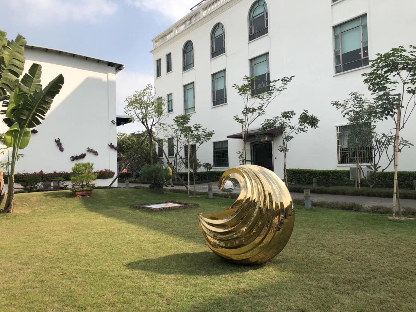 廖迎晰獲得美國繆思設計大賽銀獎作品〈圓的漸變〉