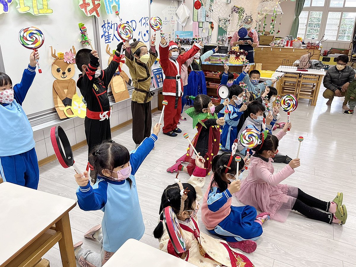 鹿港鎮立幼兒園~玩線樂聖誕 歡度聖誕佳節