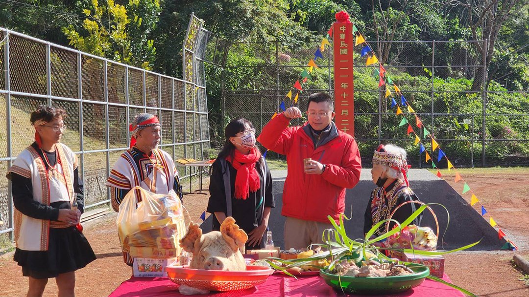 臺東霧鹿國小利稻分校教師宿舍暨午餐廚房今動土 4 192014利稻動土