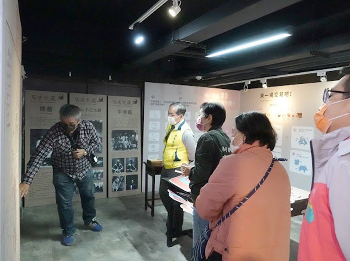 溪南國小創校百年紀念教育影像故事線上展與沿革誌復刻版舉行發表會 1 S 103055389