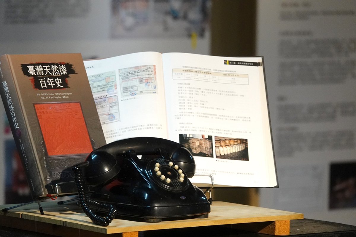 溪南國小創校百年紀念教育影像故事線上展與沿革誌復刻版舉行發表會 2 S 103055391