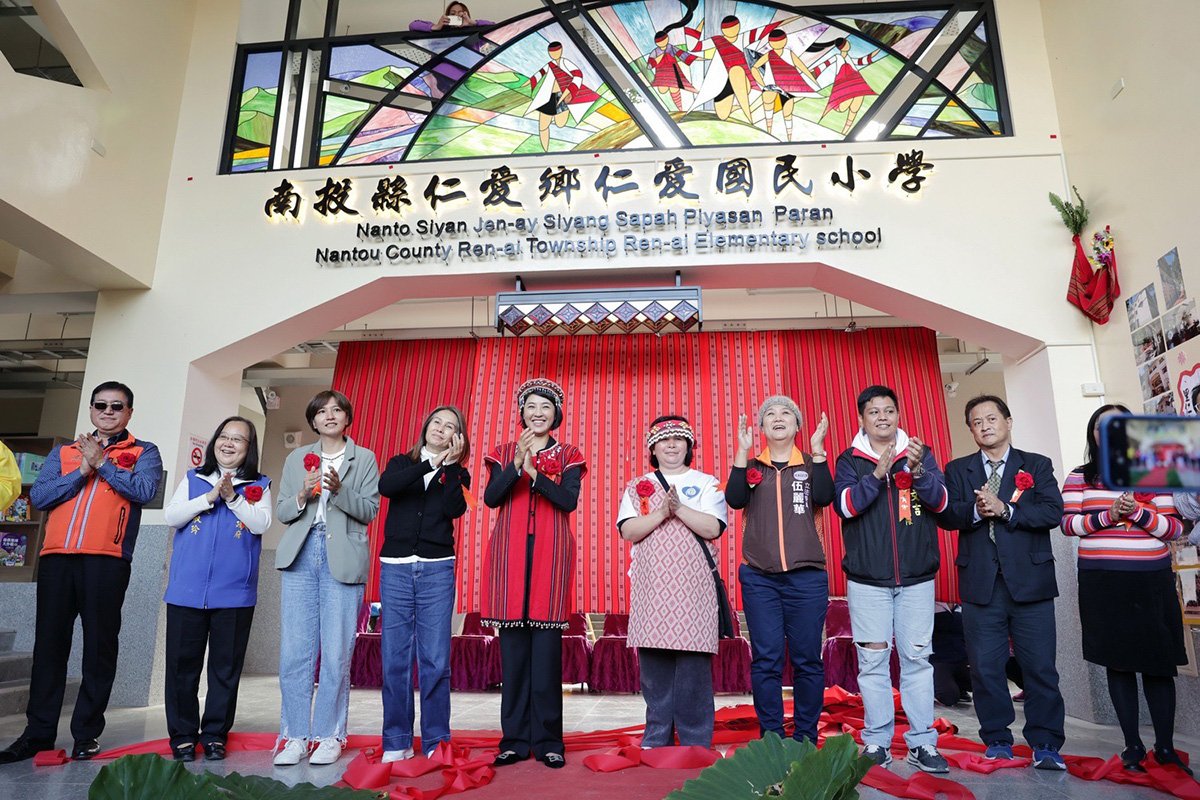 仁愛國小新建校舍落成 許淑華與全校師生同慶 3 S 104251510