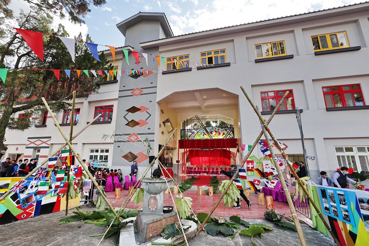 仁愛國小新建校舍落成 許淑華與全校師生同慶 5 S 104251514