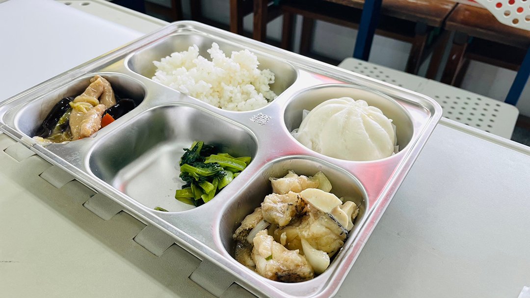 臺東縣112所學校「班班吃石斑」趴兔 學期末前還有一次 學生們超期待! 2 S 87728259 1