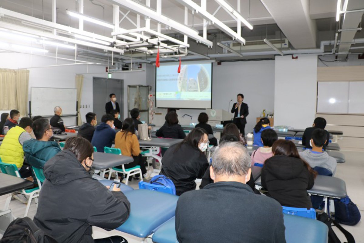 中國醫藥大學建置「中彰投地區29所高中體育班的運動防護網」 2 中國醫藥大學建置「中彰投地區29所高中體育班的運動防護網」說明會盛況