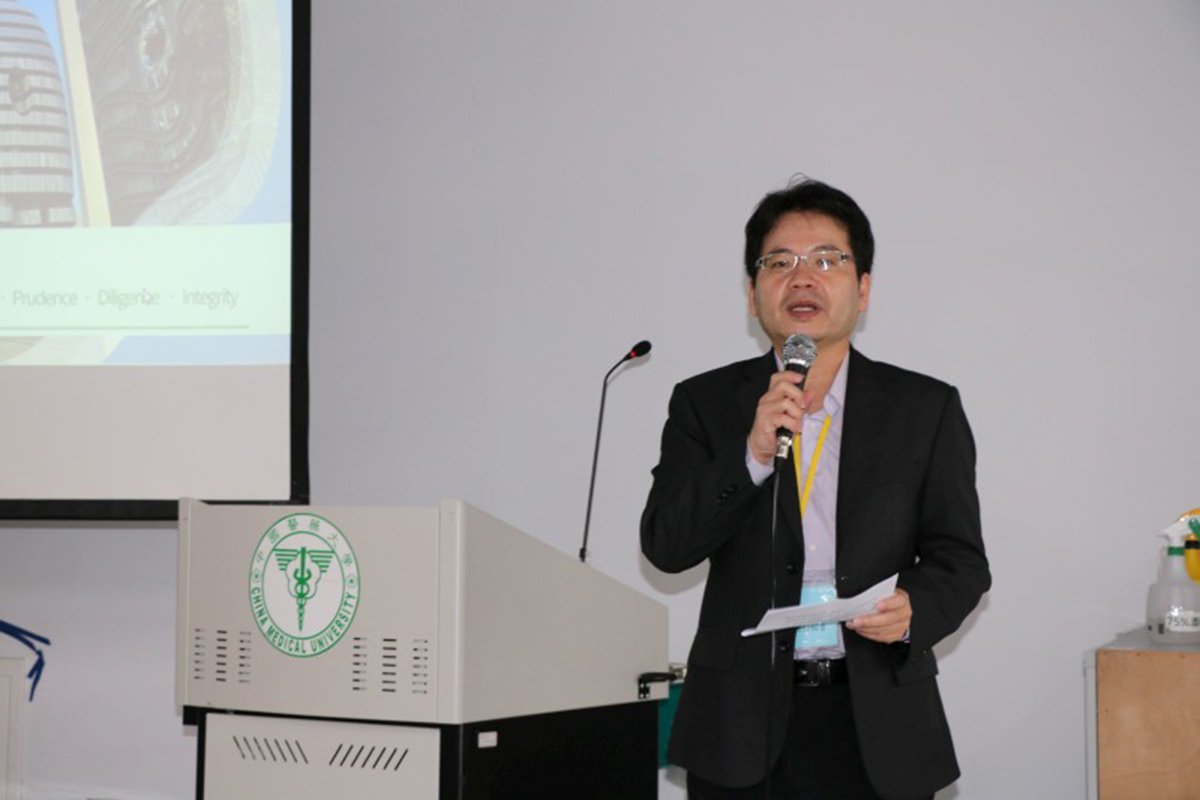 中國醫藥大學建置「中彰投地區29所高中體育班的運動防護網」 1 中醫大陳悅生主秘鼓勵參與「運動防護網」的體育同仁展現團隊的精神800