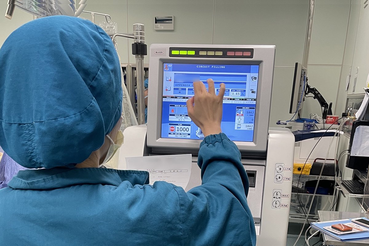 台中慈濟醫院有溫度抗癌 腹腔溫熱化療獲認證 3 腹腔溫熱化療術中監測指標。