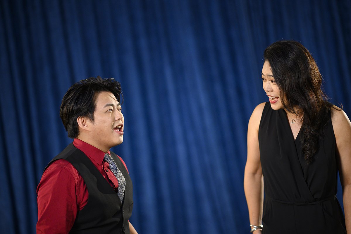《百老匯搖滾音樂劇《NEXT TO NORMAL 近乎正常》演員於6月17日拍攝劇中曲目〈Light〉宣傳影片現場工作照／攝影：羅慕昕、照片提供：活性界面製作