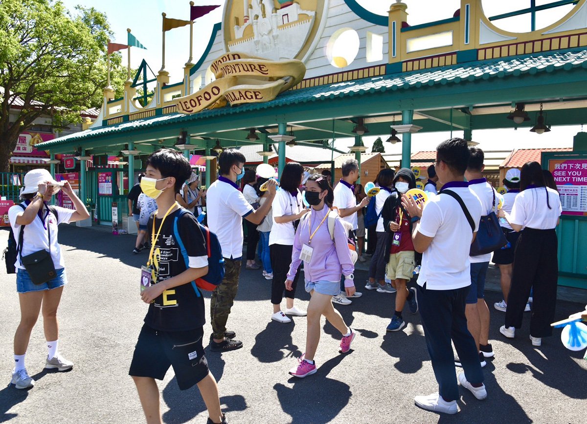圖4 可樂旅遊熱烈歡迎孩童一起到六福村圓夢。＿可樂旅遊提供