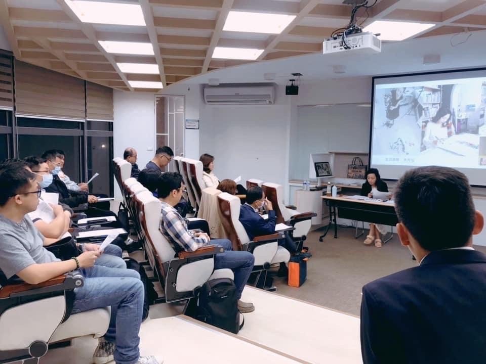 東海大學「藝術與溝通」課堂。（朱先仙提供）