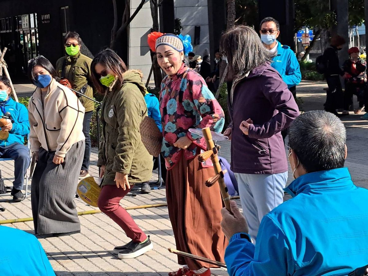 彰化北斗奠安宮前中秋美食踩街「好食寶斗邀」消費滿百再抽大獎