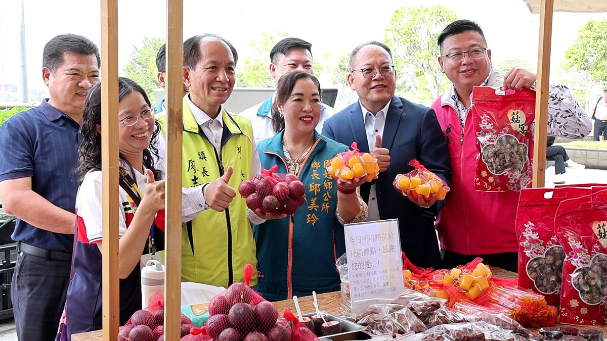 台灣之心四鄉鎮展售推介會 台中高鐵站熱鬧登場。圖：宋佳景 攝