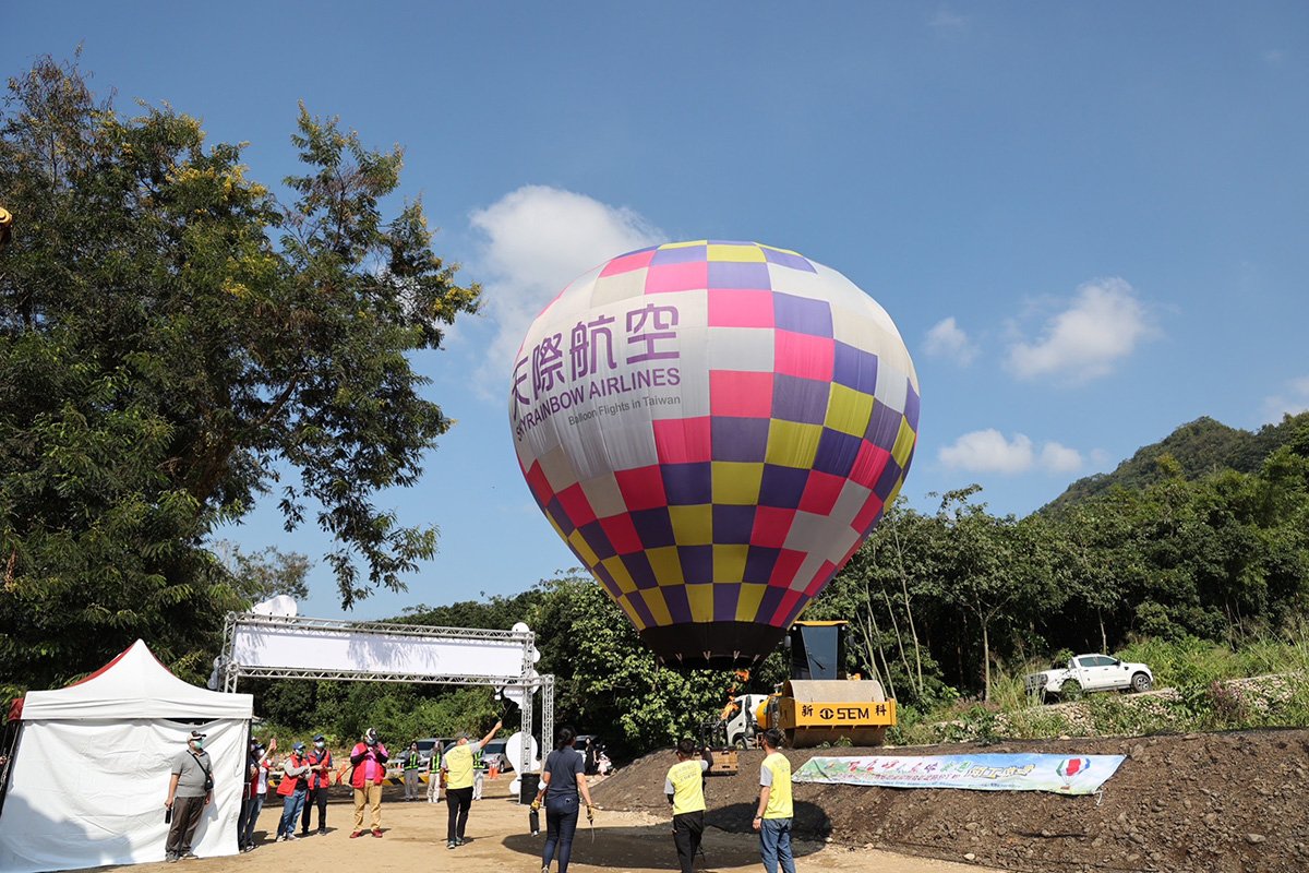 九九峰氦氣球樂園氦氣球場域設置及園區營運經驗交流