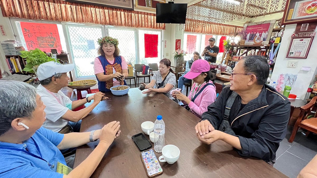台東縣金峰鄉翻轉南迴部落亮點輕旅遊 踩線團探索原始風情、品味部落文化、享受溫泉饗宴 2 S 113295374 0