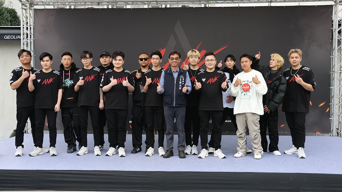 混血兒娛樂 跨足電競「ANK Gaming」職業戰隊成軍 1 「混血兒娛樂」今(28)日舉辦戰隊成立暨粉絲見面會,「ANK Gaming」打造出一個集音樂與電競於一身的全新品牌