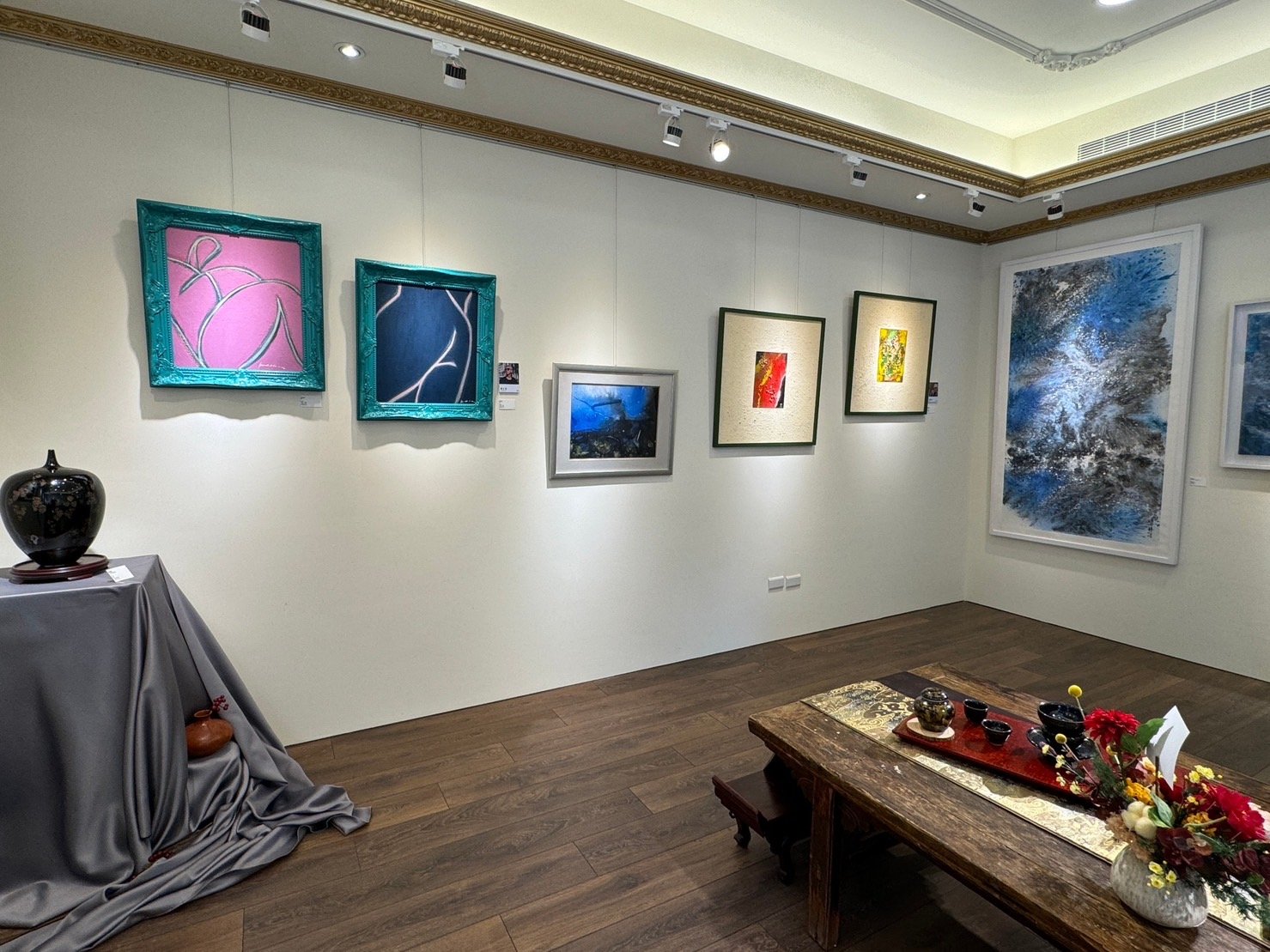 ART365美術館實體藝廊空間。（葉志雲攝）