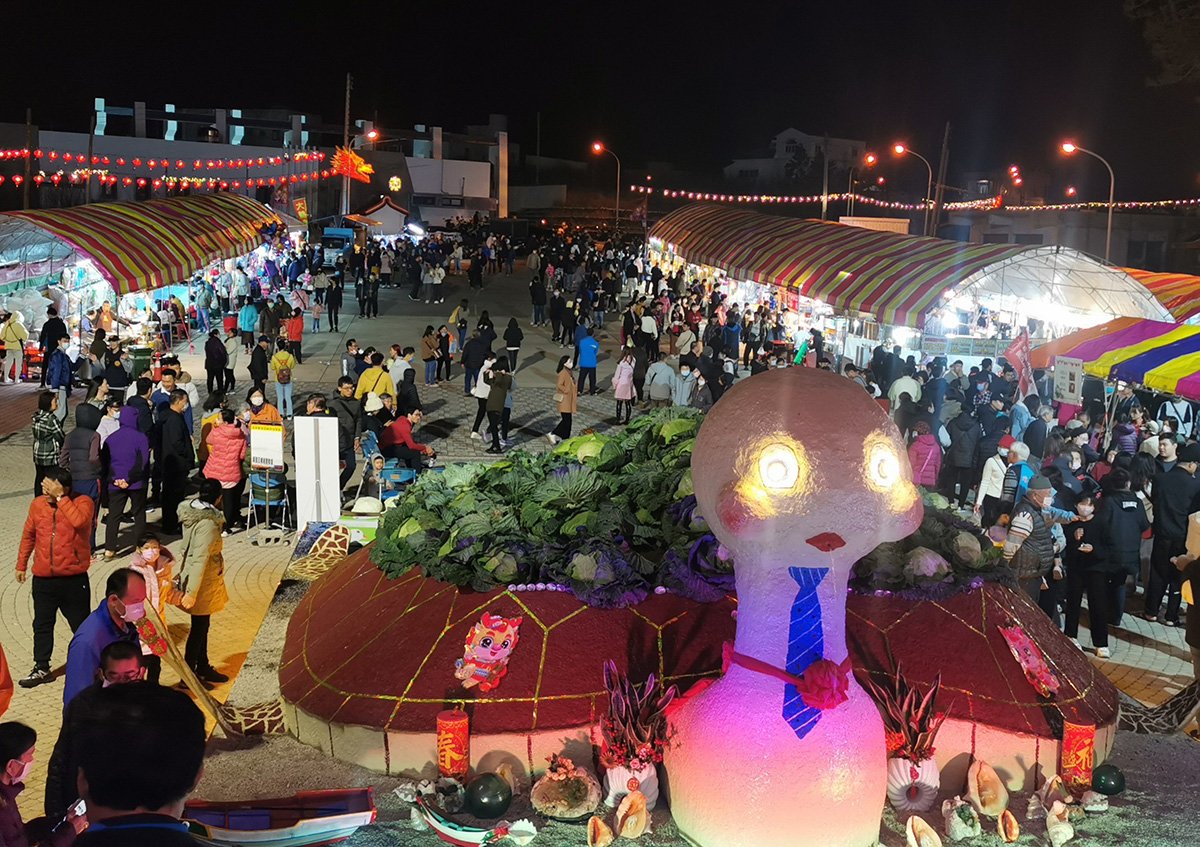 有別於過年闔家團圓、親友相聚的和樂氣氛，澎湖元宵節則是揭開一整年活動的序曲。