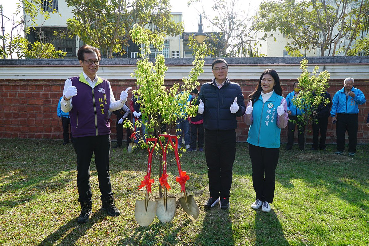 鹿港鎮植樹節文武廟舉行-綠動鹿港 森森不息」活動