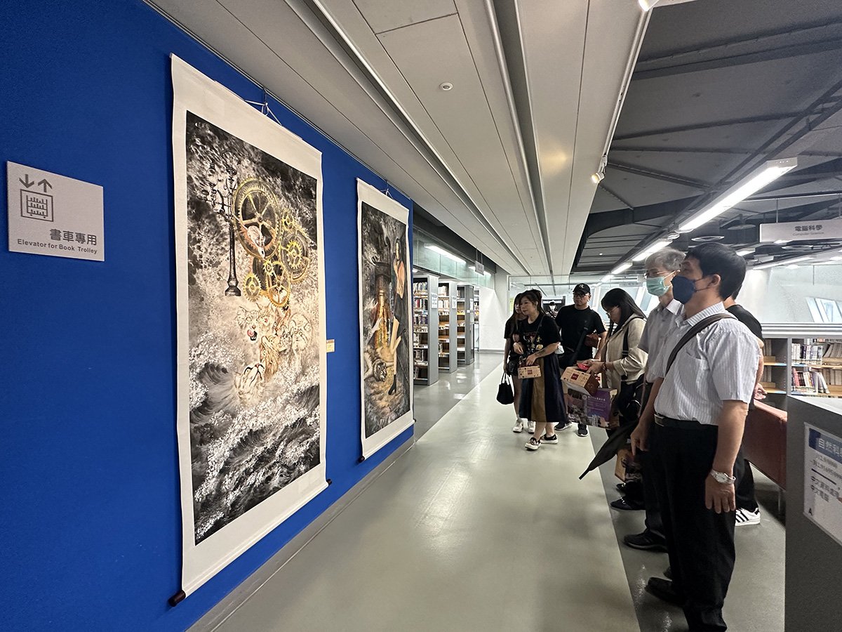 國立竹山高中美術班第29屆畢業畫展開幕茶會4日上午於國立公共資訊圖書館隆重登場