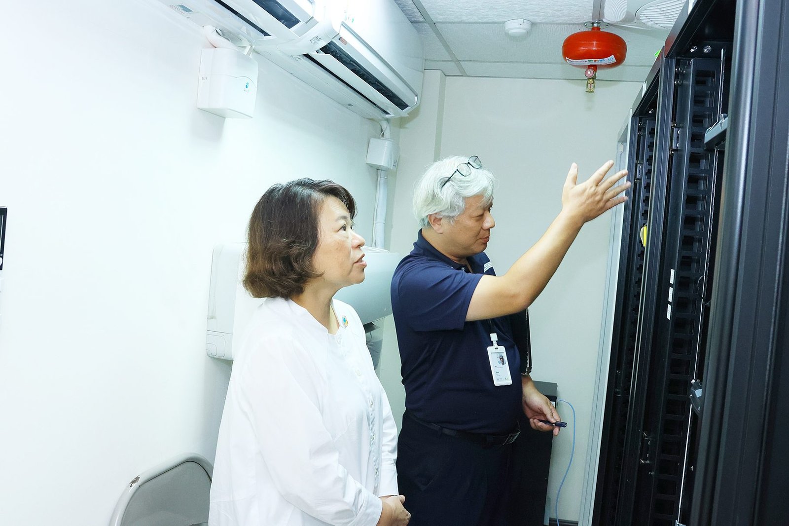 0 市長訪視交通控制中心平台與設備機房