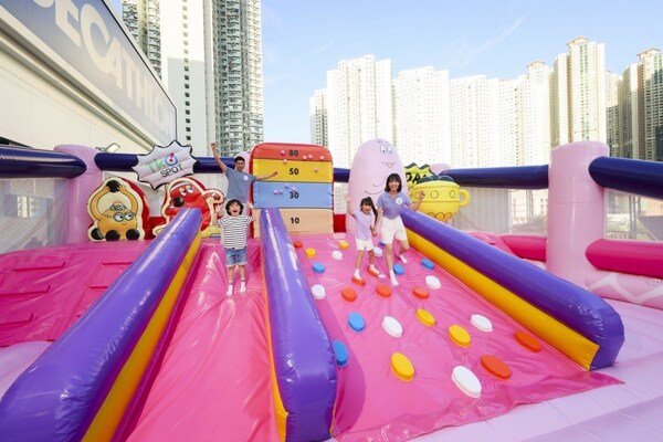 Popular French Cartoon Character Barbapapa grand debut must visit outdoor inflatable