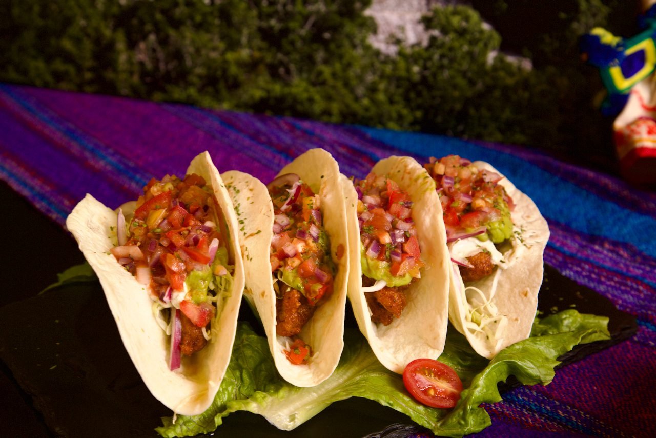 Tacos de Pescado con Salsa1