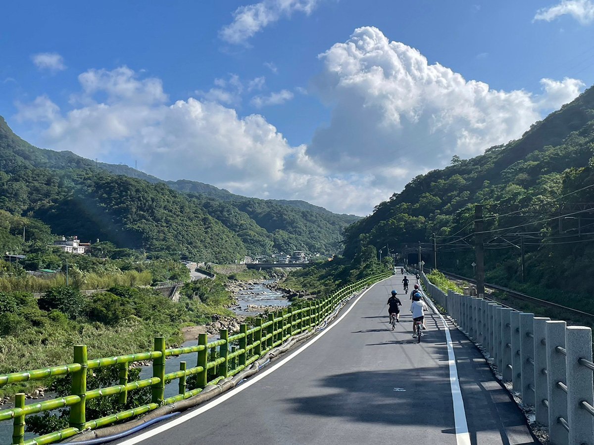 瑞猴自行車道精彩啟程 穿隧道與火車浪漫騎行