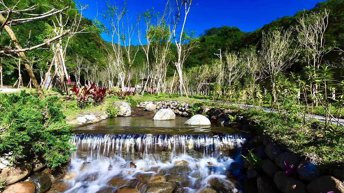 水環廊道以現地塊石砌築，營造生態棲地環境，發揮水資源多元利用價值。 20241219090153