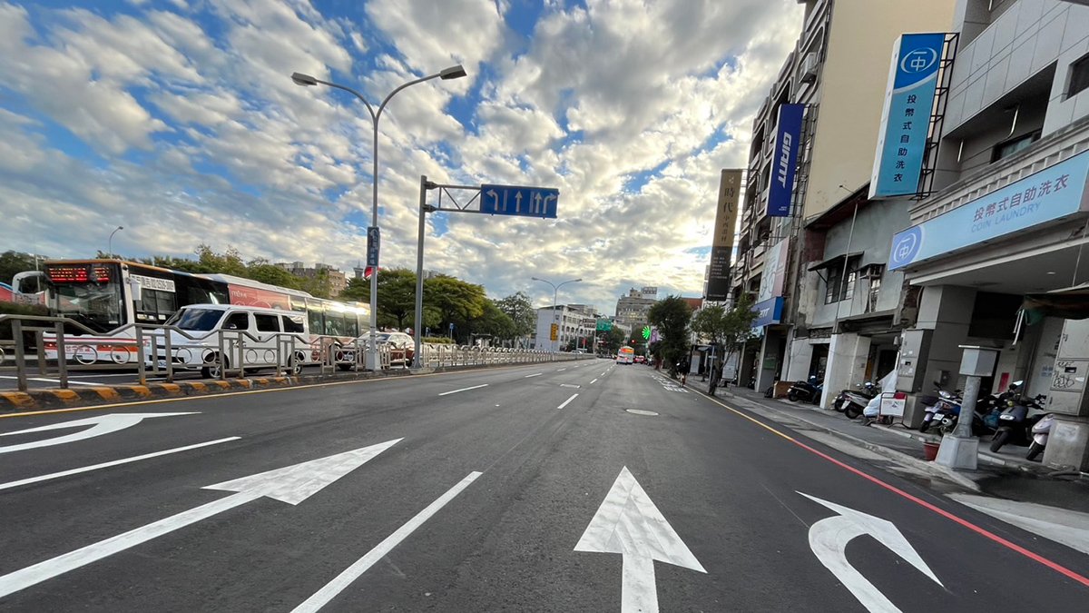 加強車道標示-也提升道路平整度-完善用路環境