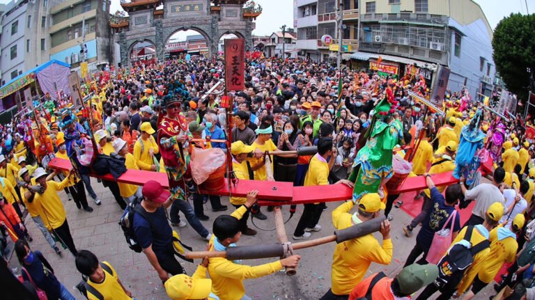 xuejiacijigongjinrijubanshangbaijiaojidianhuodongx