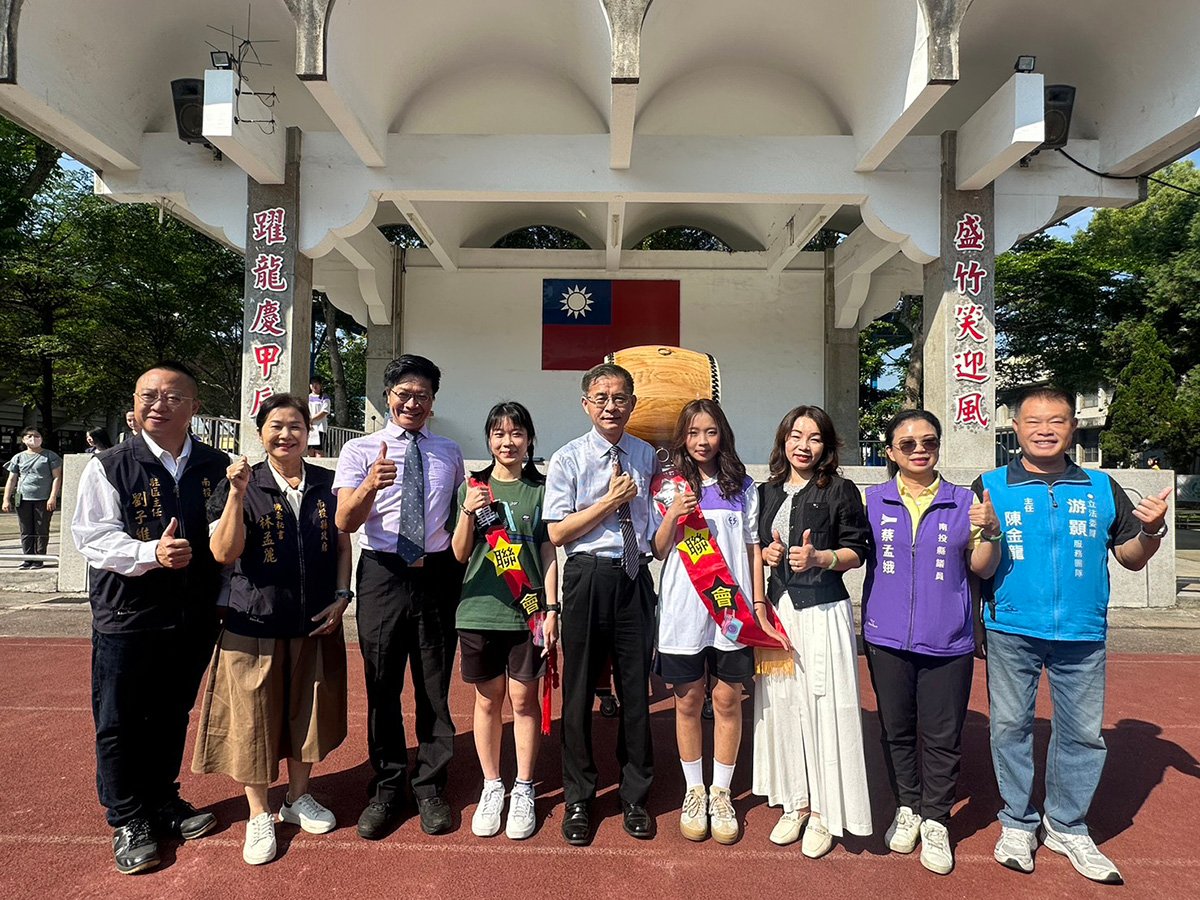 成年禮闖關寓意深 竹山高中園遊會歡送畢業生 2 line oa chat 250503 123338