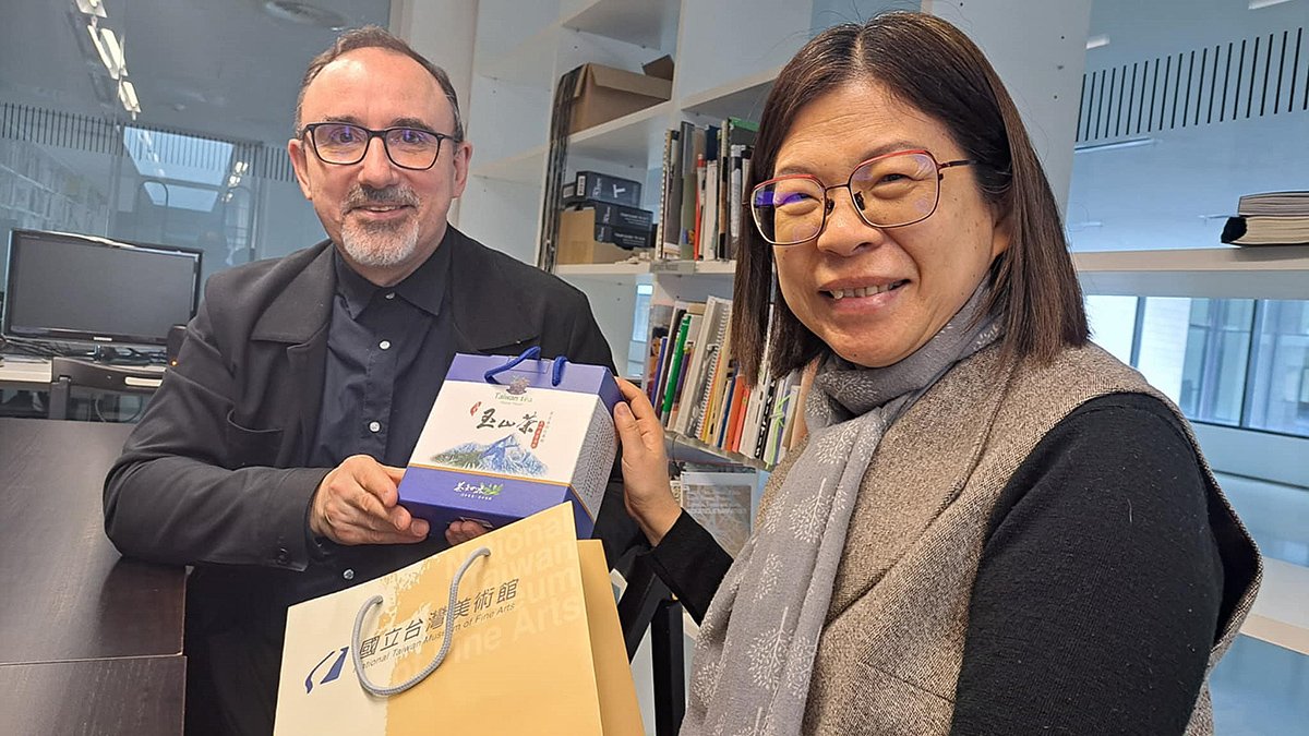 臺灣與立陶宛深化文化交流 國美館簽署合作備忘錄 將首度於立陶宛策展臺灣攝影展 3 tu3guolitaiwanmeishuguanchenkuangyiguanzhangyouzhi