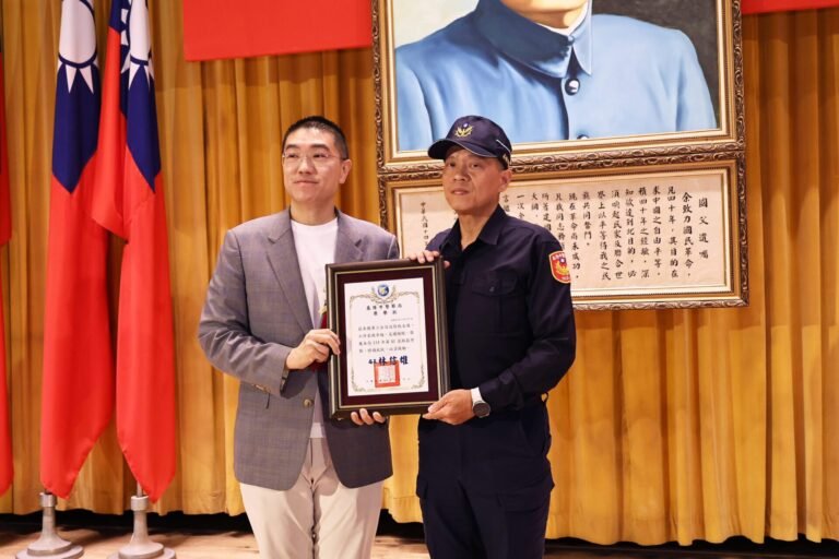 基隆市歡慶警察節 謝國樑肯定警察共同守護安心基隆 1 351188 955667304976542271119461688556178753775166216205732602615523759225