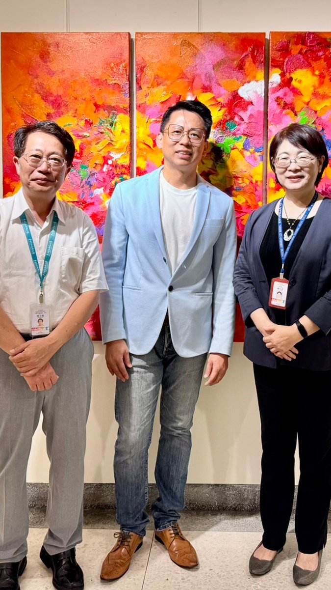 曾榮泰「當代繁花敘事」個展登場 泥土與彩蝶交織台灣土地的詩意 3 line oa chat 250608 142428